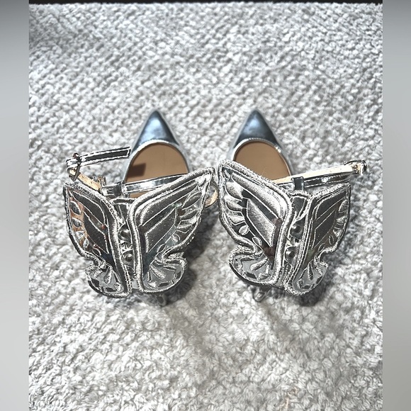 ***SOLD*** 🌪️🫧 Silver Patent Butterfly Heels 🫧🌪️ Size EUR 40 (AU 9) - Picture 12 of 15